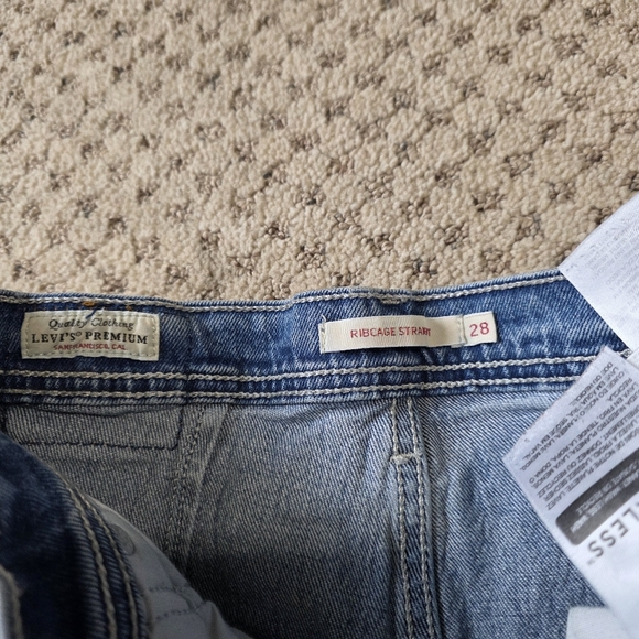 Levi's ribcage straight jeans - Picture 5 of 13